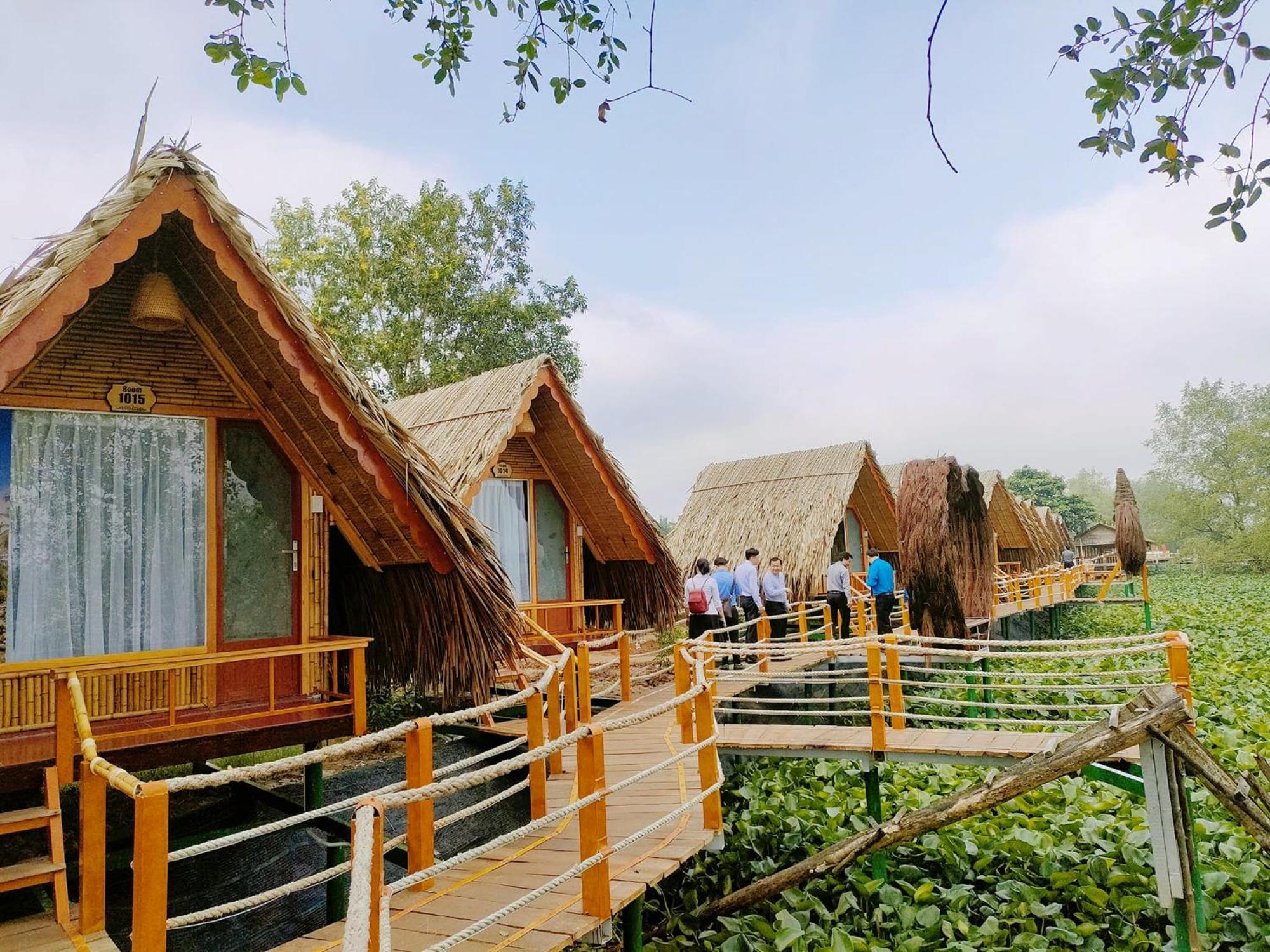 Coco Island Con Phung 호텔 벤째 외부 사진